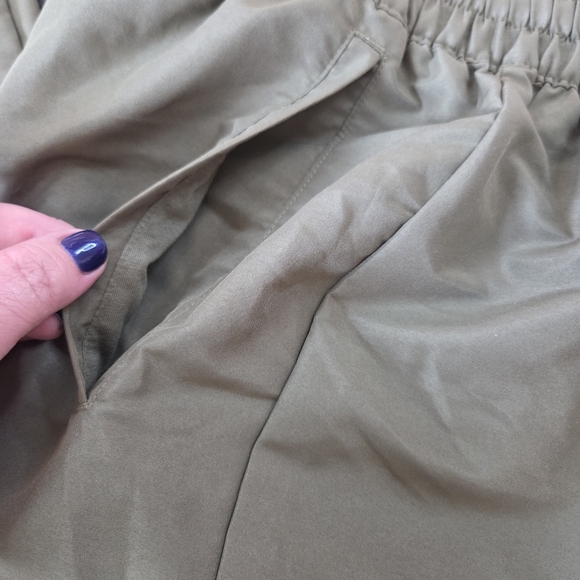 Adidas Originals Women's Woven Cargo Pants - Olive Strata XS 4-6 New Dance Loose - Picture 3 of 10